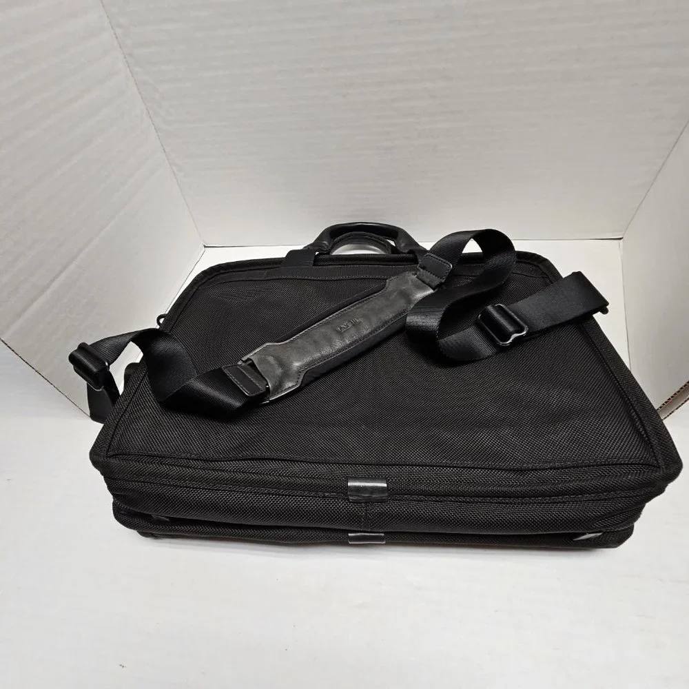 Black Tumi Alpha Bag Strap Adjustable Laptop Brief Case Briefcase Handles T-Pass
